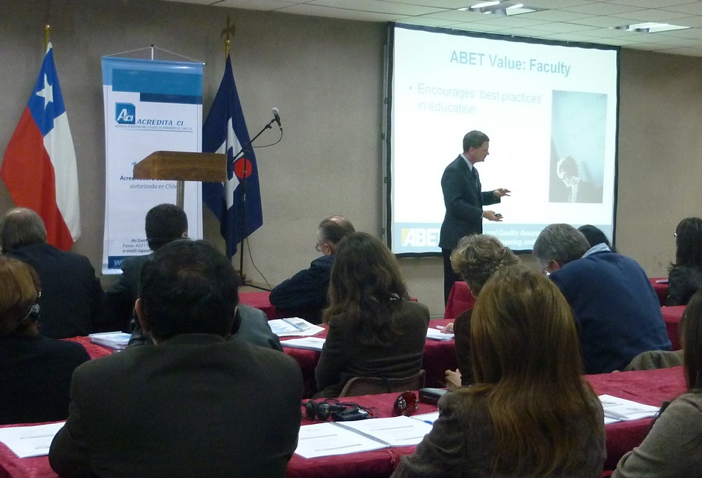 Seminario Criterios de Evaluación y Acreditación ABET Inc. — foto 3 de 4
