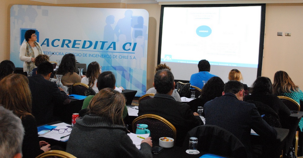 SEMINARIO SOBRE LOS PROCESOS DE ACREDITACIÓN DE CARRERAS TÉCNICAS Y PROFESIONALES — foto 3 de 17